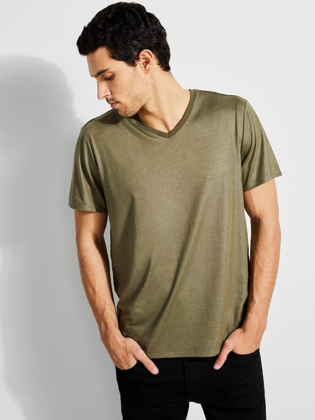 Guess v neck top