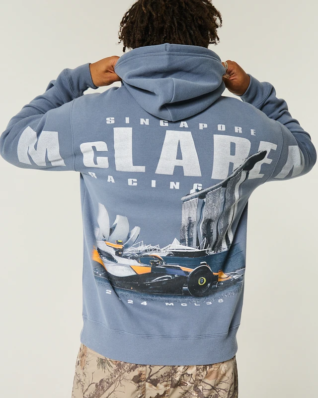 ★Hollister Co.★McLaren Forever Forwardグラフィックパーカー Men's Relaxed McLaren Forever Forward Graphic Hoodie | Men's