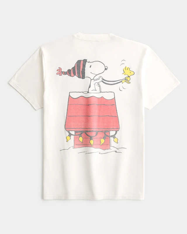 Hol Relaxed Snoopy Graphic Tee at Foxvalley Mall in Aurora, IL