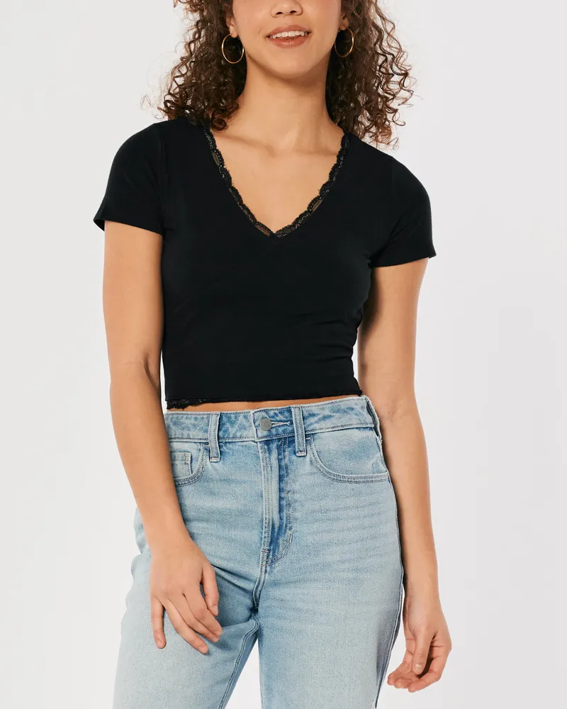 Hollister v neck top