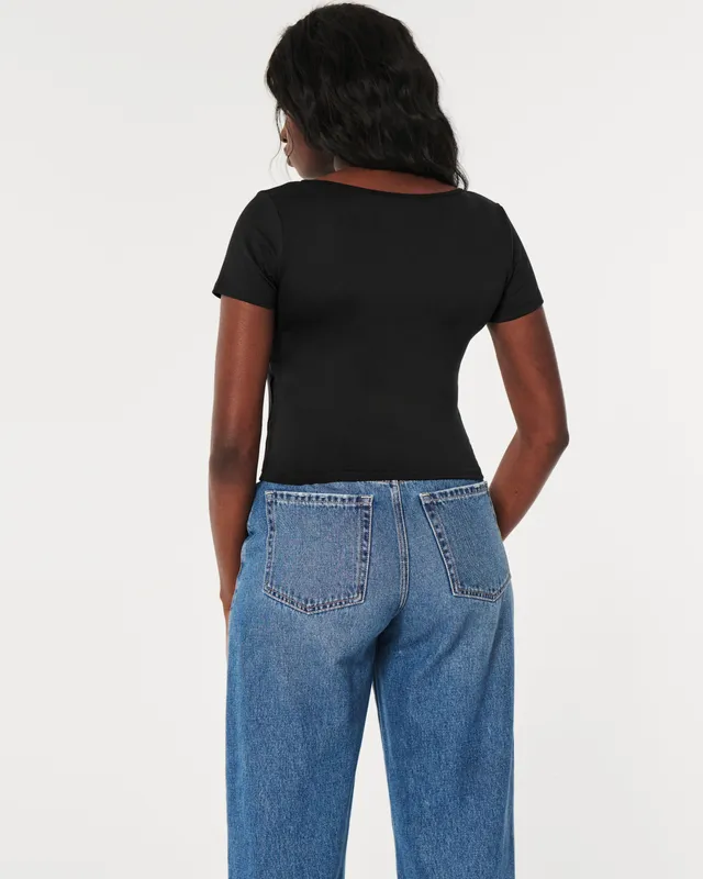 Hollister crop deals boyfriend graphic tee