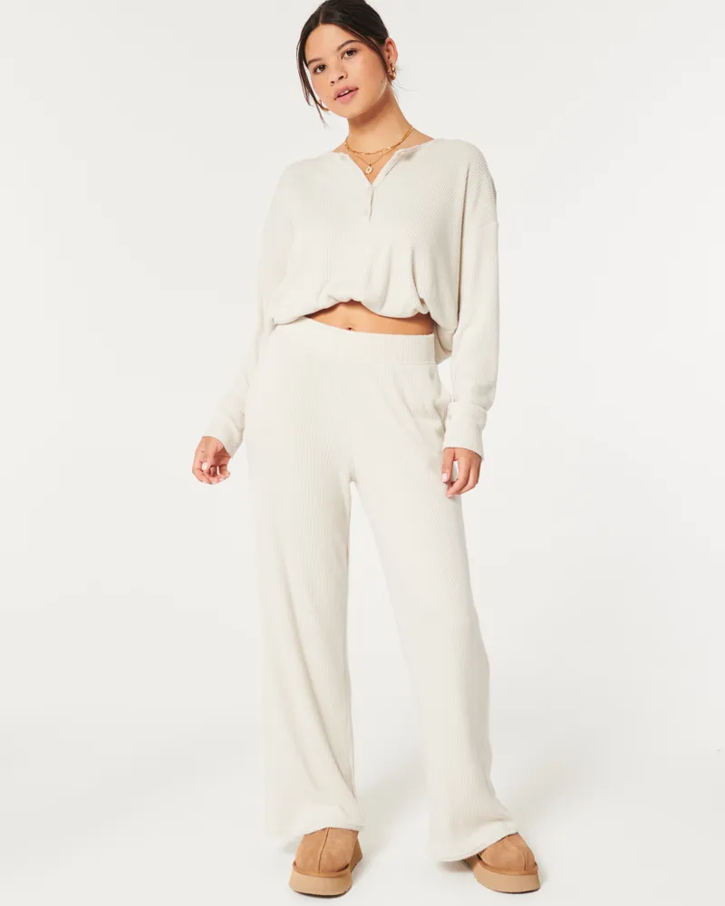 Hollister wide sales leg pants