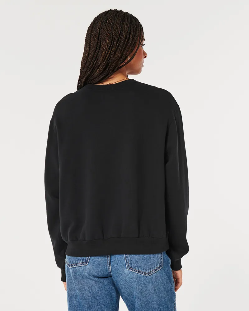 Boyfriend crewneck on sale sweatshirt hollister