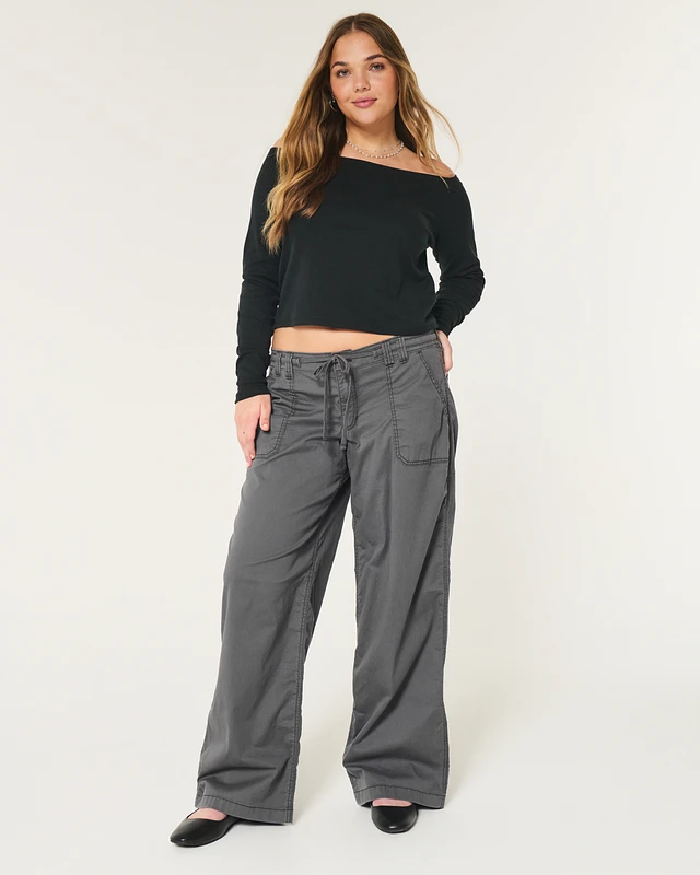 Hollister Low-Rise Super Baggy Pants at Foxvalley Mall in Aurora, IL