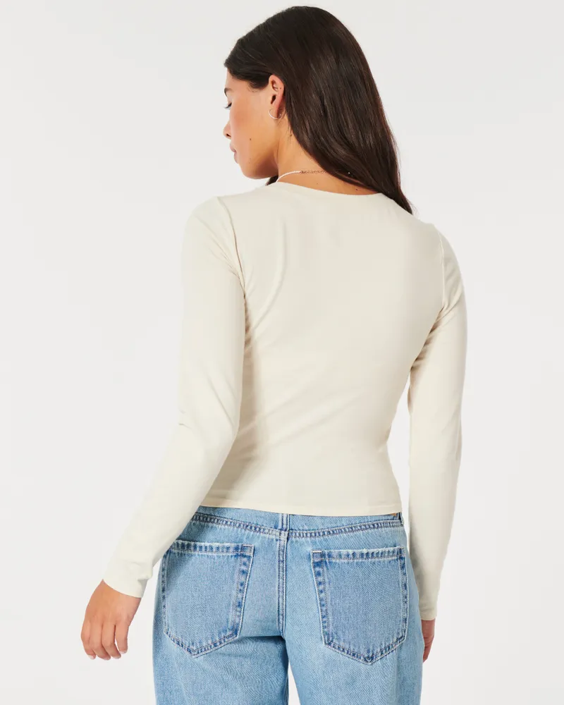 Hollister crop boyfriend online graphic tee