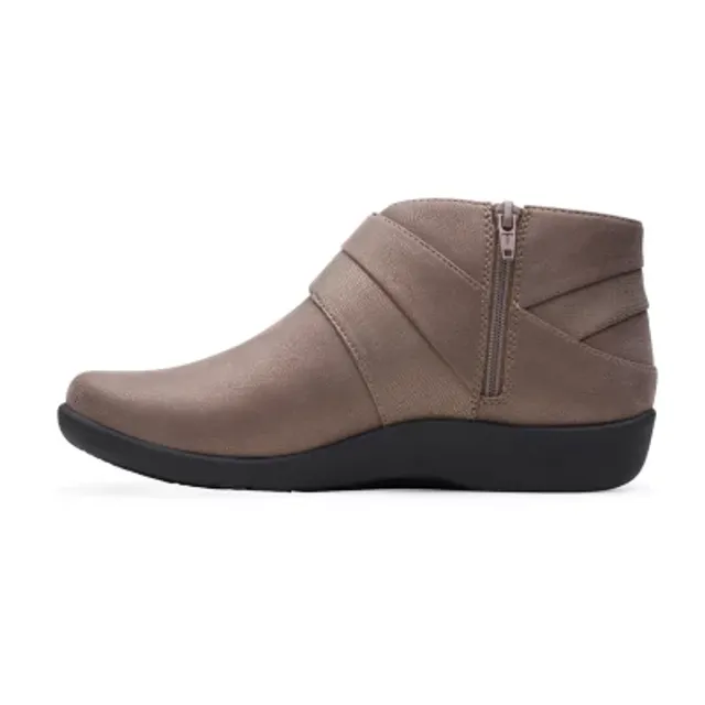 Clarks sillian outlet booties