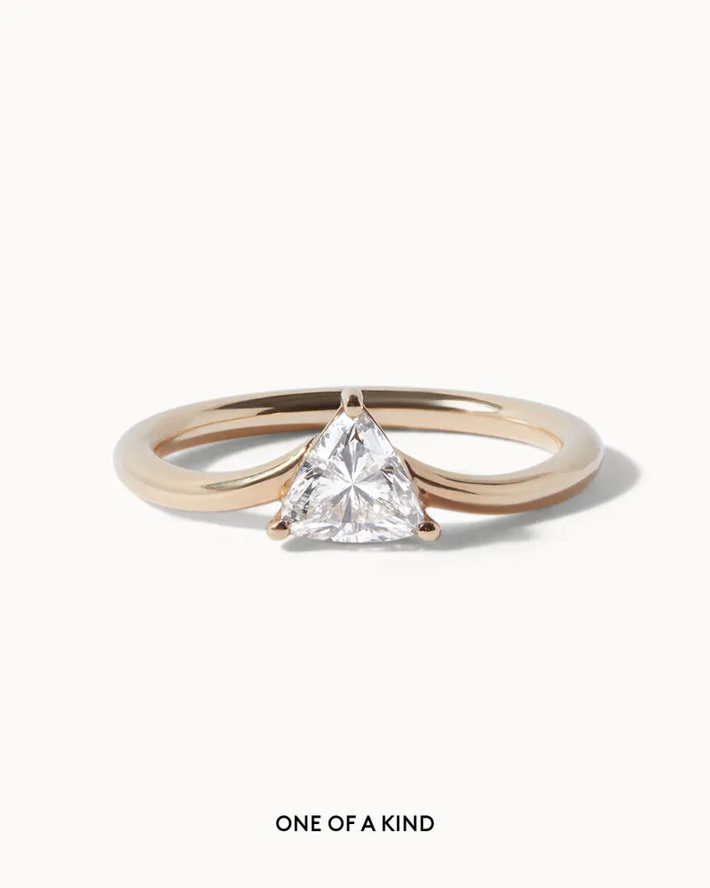 One diamond 2025 ring gold