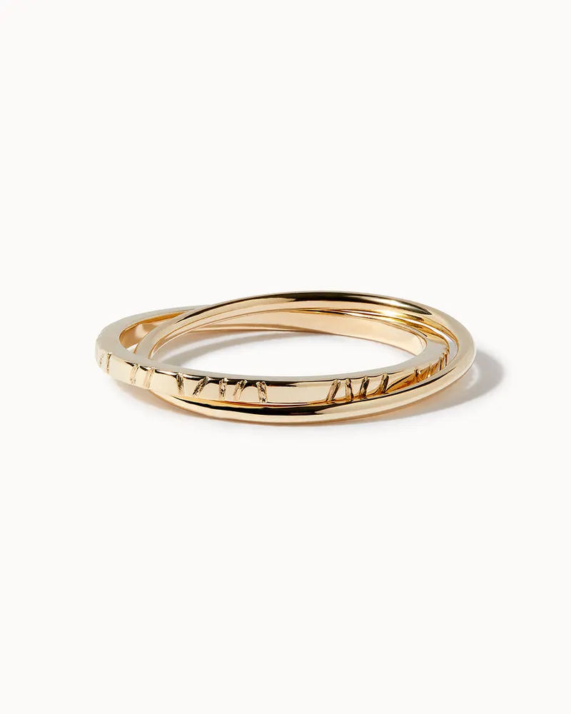 Gold clearance interlocking rings