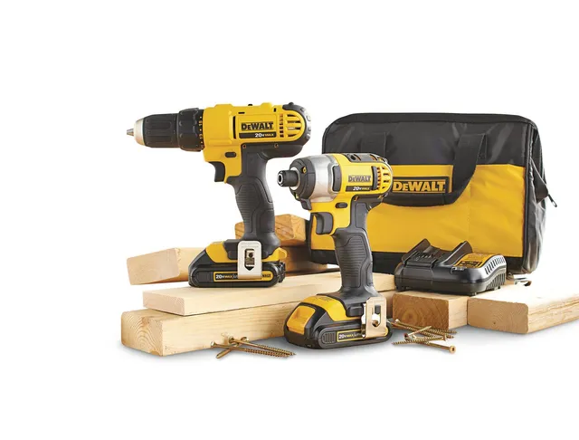 DEWALT DCK249E1M1 20V MAX* XR® Hammer Drill Driver & 1/4-in 3