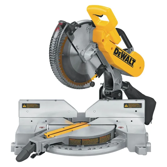 Sliding compound mitre saw deals canadian tire