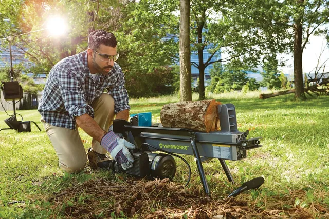 Swisher 7HP 22 Ton Log Splitter Hillside Shopping Centre