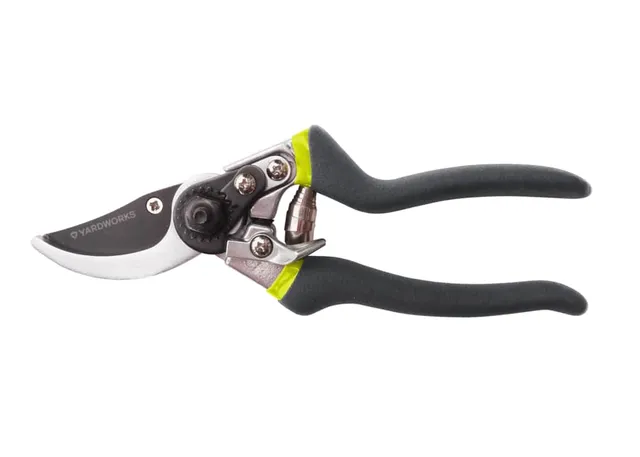 Pruners canadian tire deals