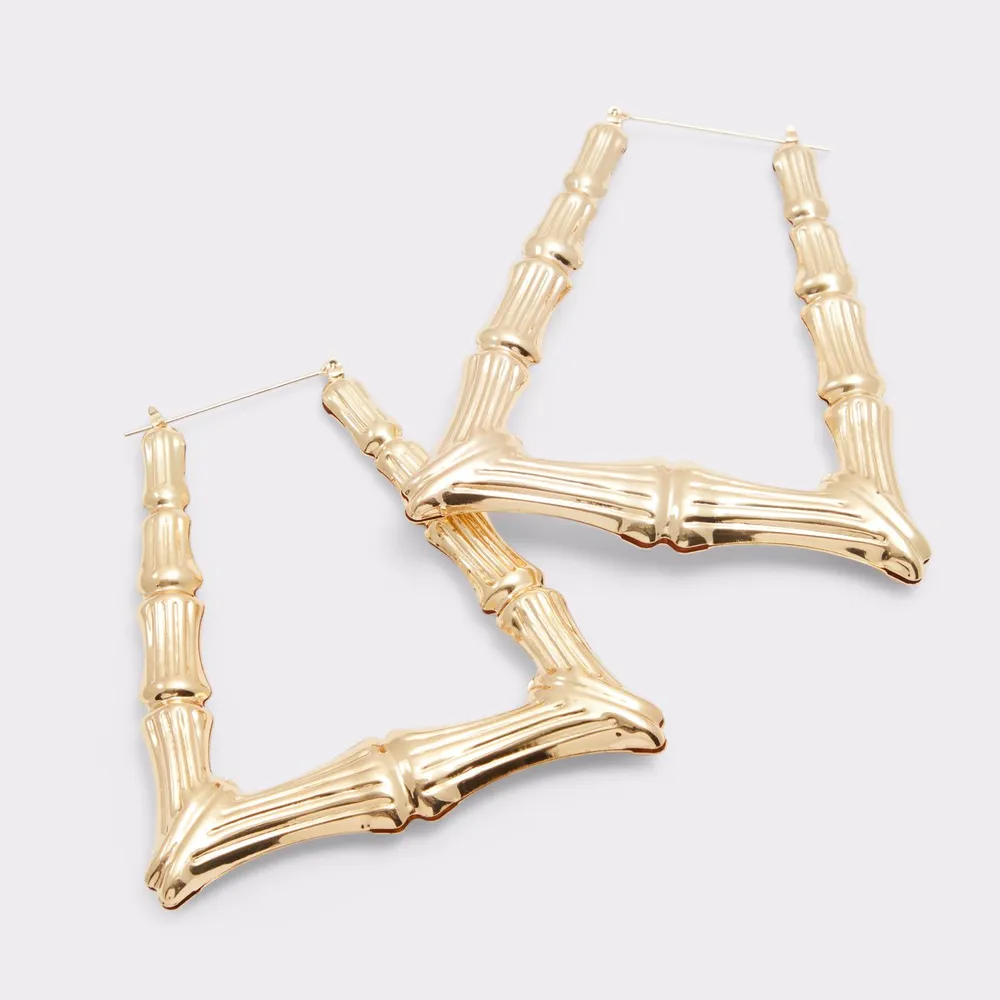 Aldo triangle clearance mall