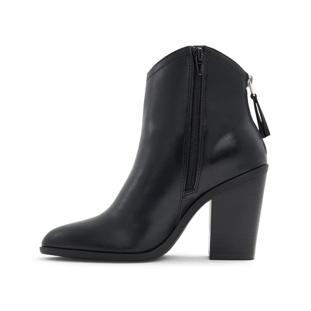 Austyn Heeled western booties
