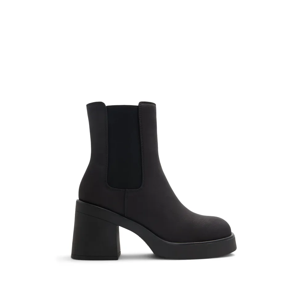 Call It Spring Maleene Chelsea heeled booties Block heel