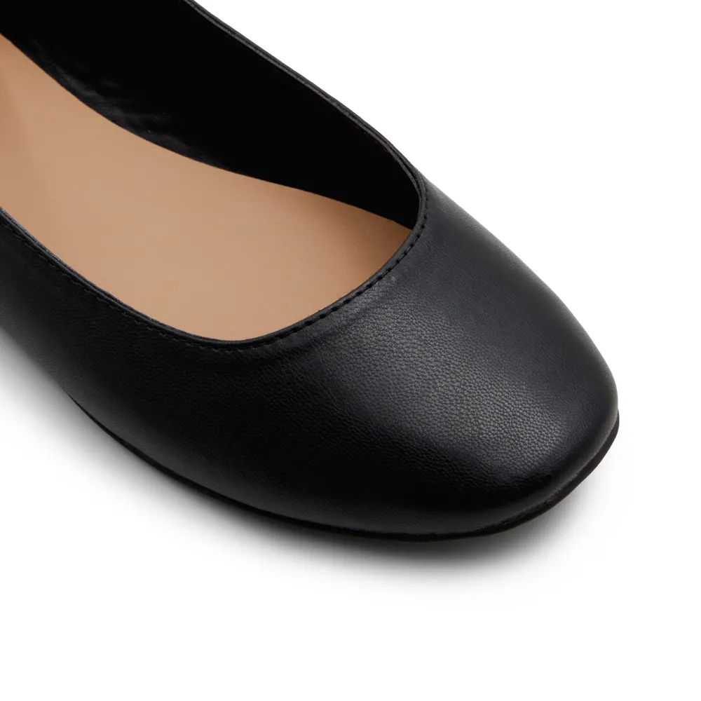 Call it spring black hot sale flats