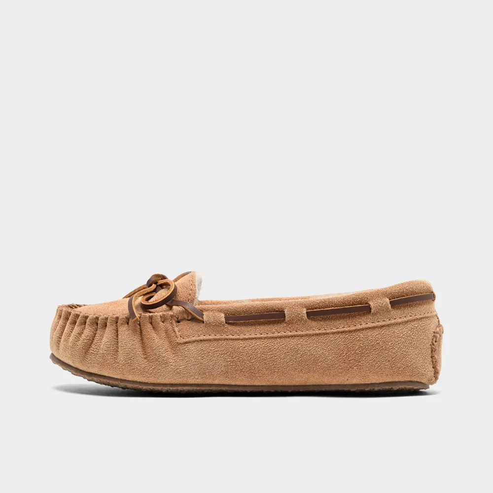 Minnetonka slippers online girls