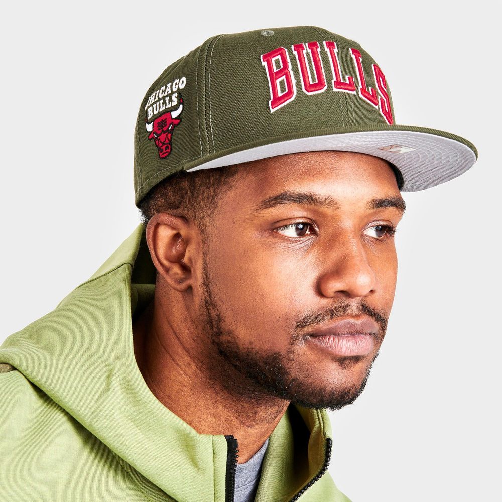 New Era Chicago Bulls NBA Olive 59FIFTY Fitted Hat