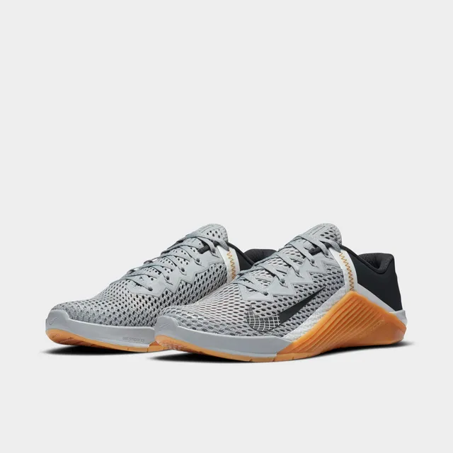 Nike metcon clearance finish line