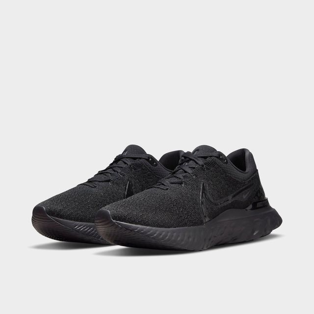 Finish line nike hot sale epic react flyknit