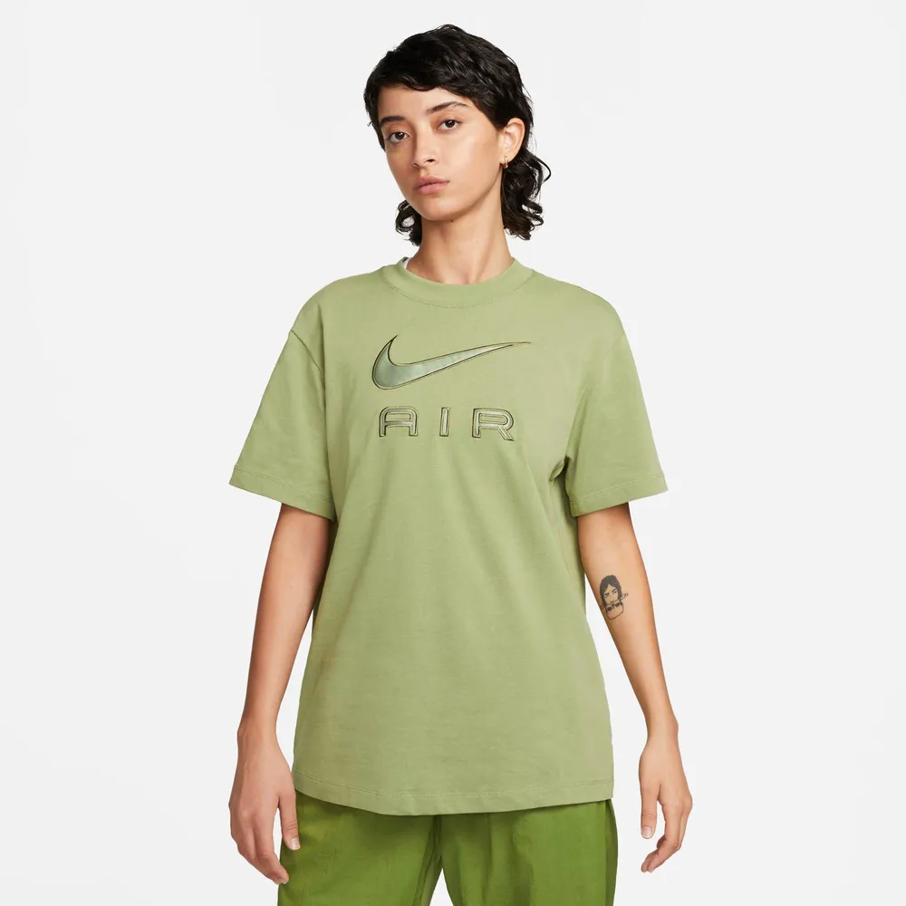 Nike green store t shirt women's