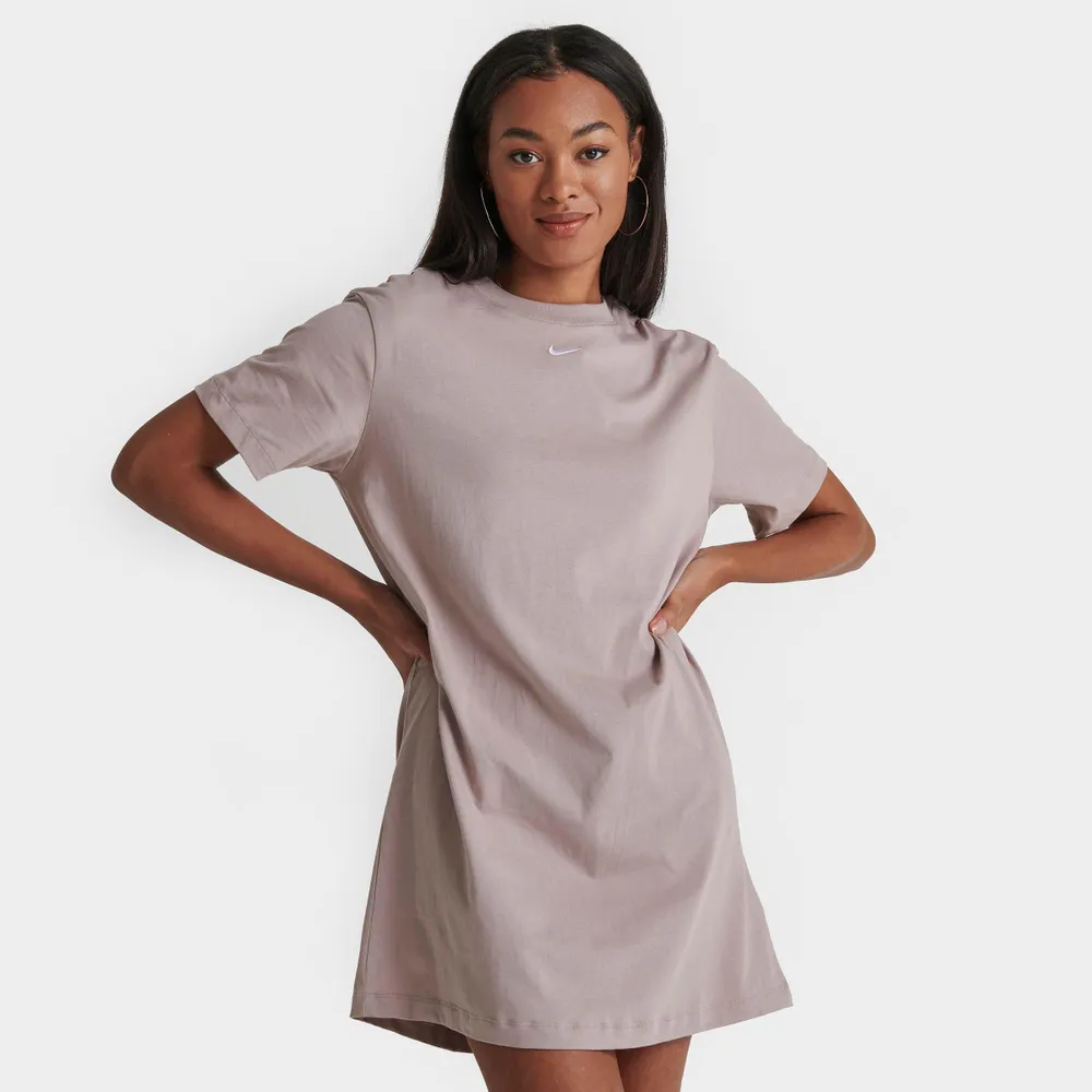 Nike tee outlet dress