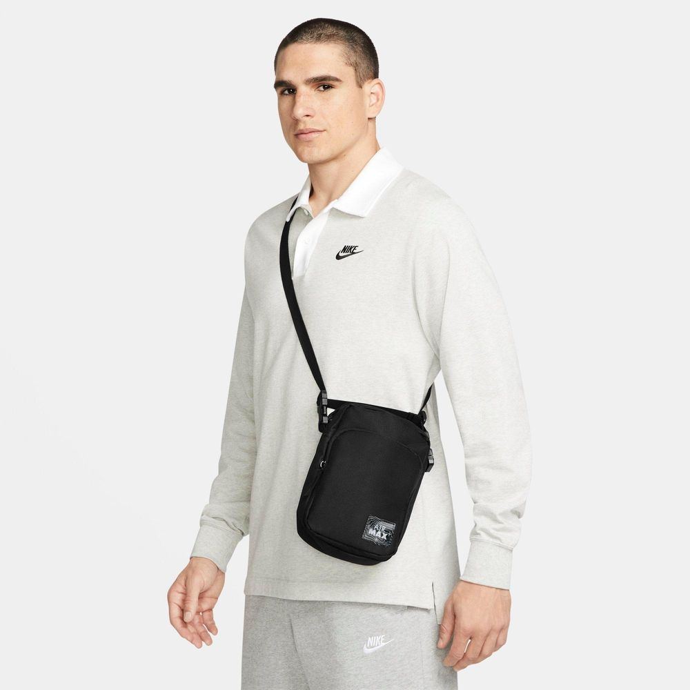 Nike small best sale heritage bag