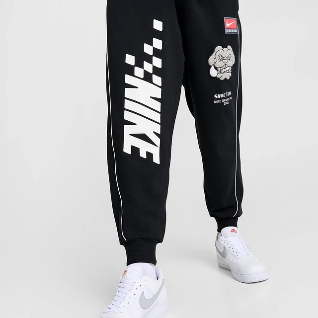 NIKE Men's Nike Sportswear Shoe Dog Graphic Fleece Jogger Pants at