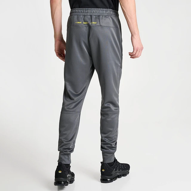 Finish line nike joggers best sale