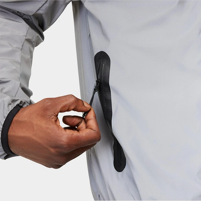 NIKE Men's Nike Tech Woven Flash Jacket | Dulles Town Center NIKE Men's Nike Tech Woven Flash Jacket | Dulles Town Center