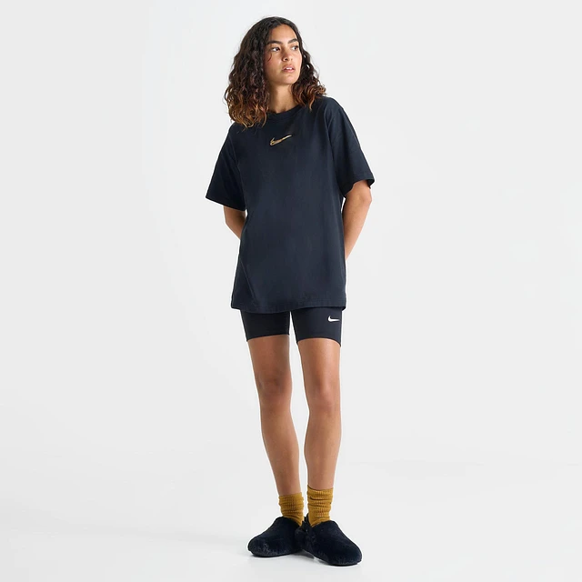 Tシャツ・カットソー [NIKE] Women's Nike Charm Short-Sleeve Graphic T-Shirt NIKE Women's Nike Charm Short-Sleeve Graphic T-Shirt