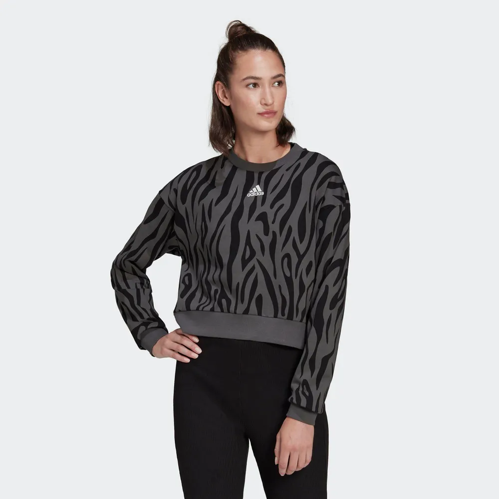 ADIDAS Women s adidas Essentials Tiger Print Crop Sweatshirt