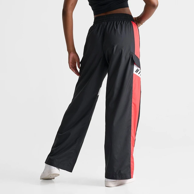NIKE Women's Nike Sportswear Oversized Woven Pants NIKE Women's Nike Sportswear Oversized Woven Pants