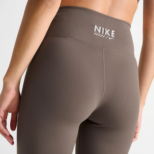 Finish line nike leggings hotsell