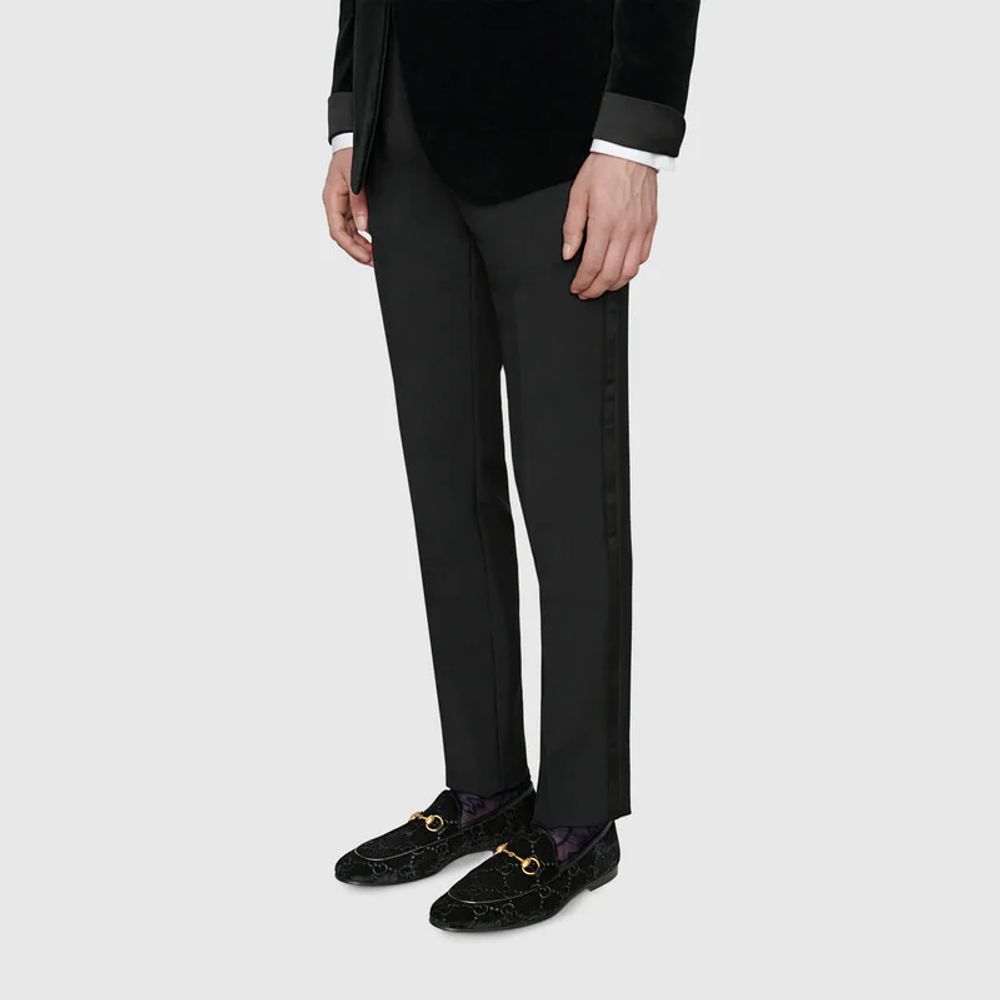 Gucci jordaan gg outlet velvet loafer black