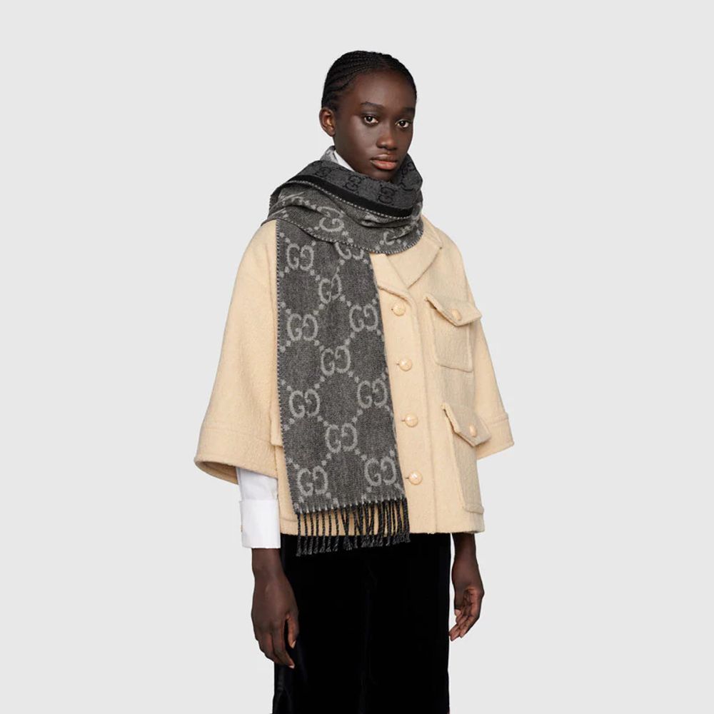 Gucci GG jacquard pattern knit scarf with tassels Square One