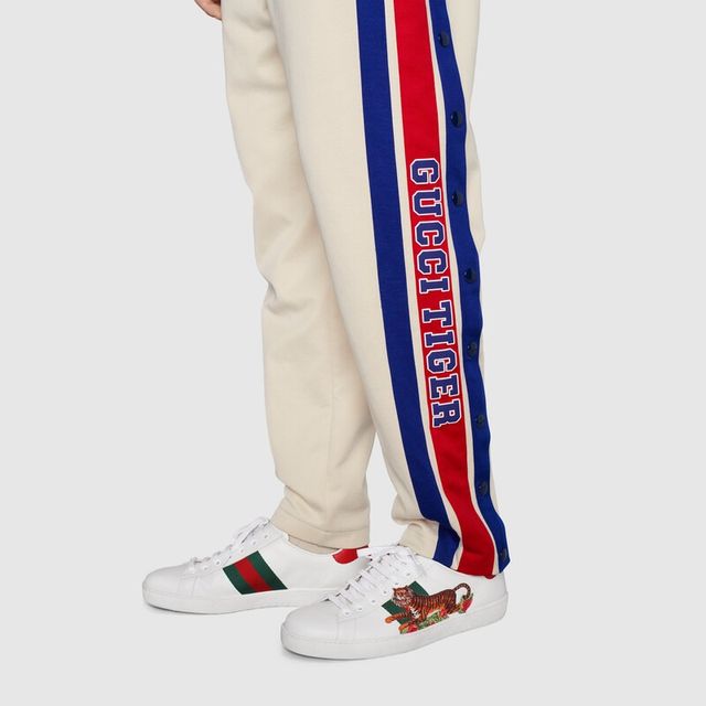 Gucci tiger joggers hotsell