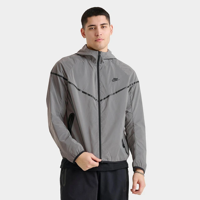 Nike Men's Nike Tech Woven Flash Jacket | Arden Fair