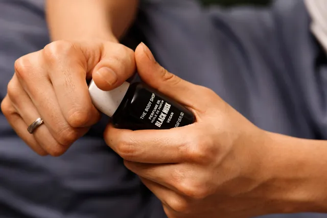 The body shop discount perfume black musk