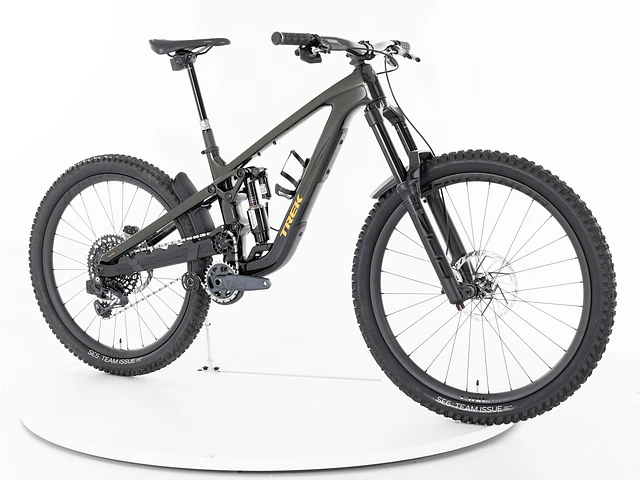 Trek Slash 9.9 XO1/GX AXS Gen 6 Custom - 2025, Medium at