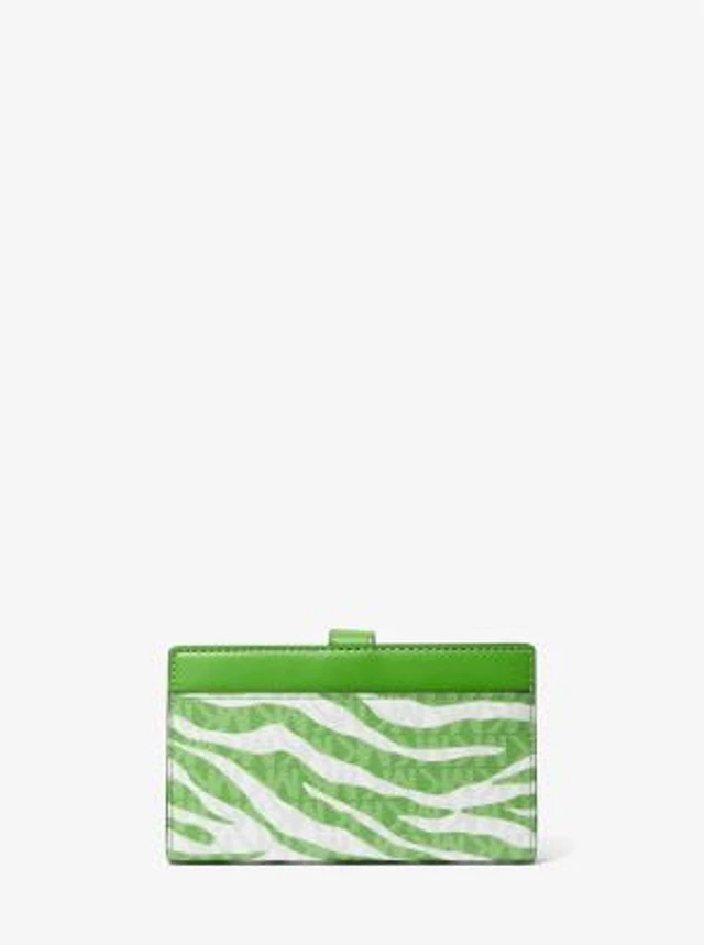 折りたたみ財布 MICHAEL KORS Greenwich Medium Zebra Signature Logo Wallet Greenwich Medium Zebra Signature Logo Wallet | Michael Kors [US]