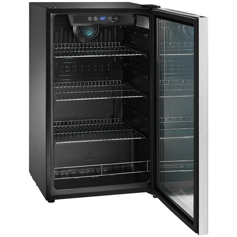 Insignia 3.2 Cu. Ft. 115 Can Beverage Centre NS BC115SS9