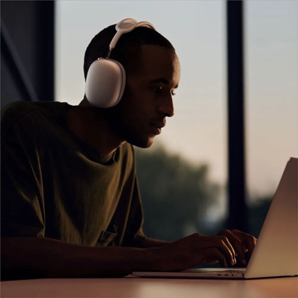 Apple AirPods Max Over-Ear Noise Cancelling Bluetooth Apple AirPods Max Over-Ear Noise Cancelling Bluetooth