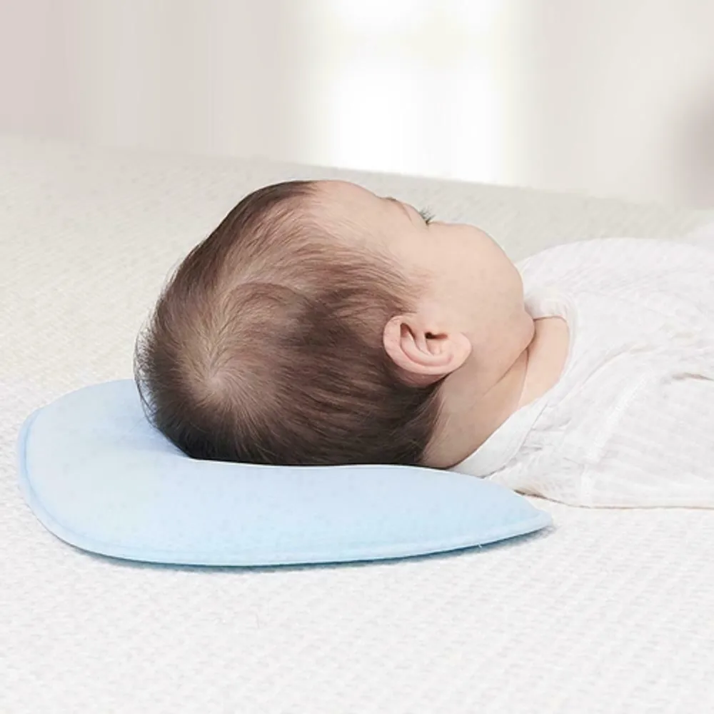 Newborn pillow safe sales