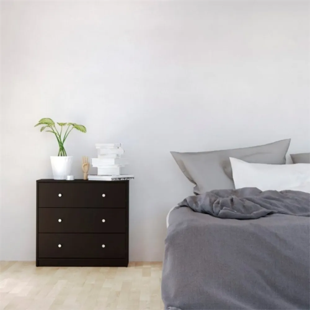 Atlin designs 8 drawer store double dresser in white