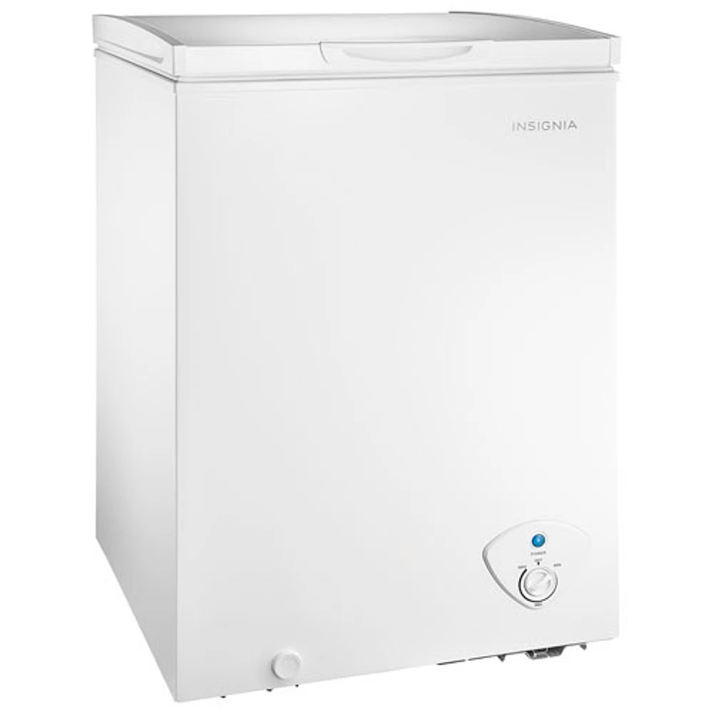 Insignia 3.5 Cu. Ft. Garage Ready Chest Freezer (NSCZ35WH3