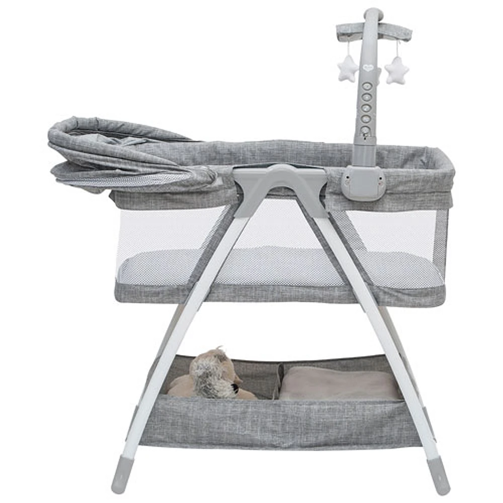 Delta bassinet store