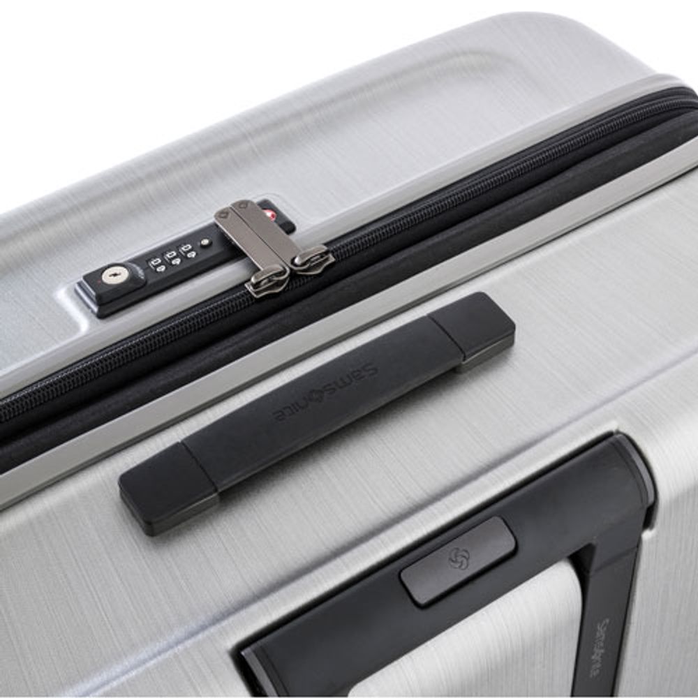 Samsonite Evoa 24" Hard Side Expandable Luggage Bramalea City Centre