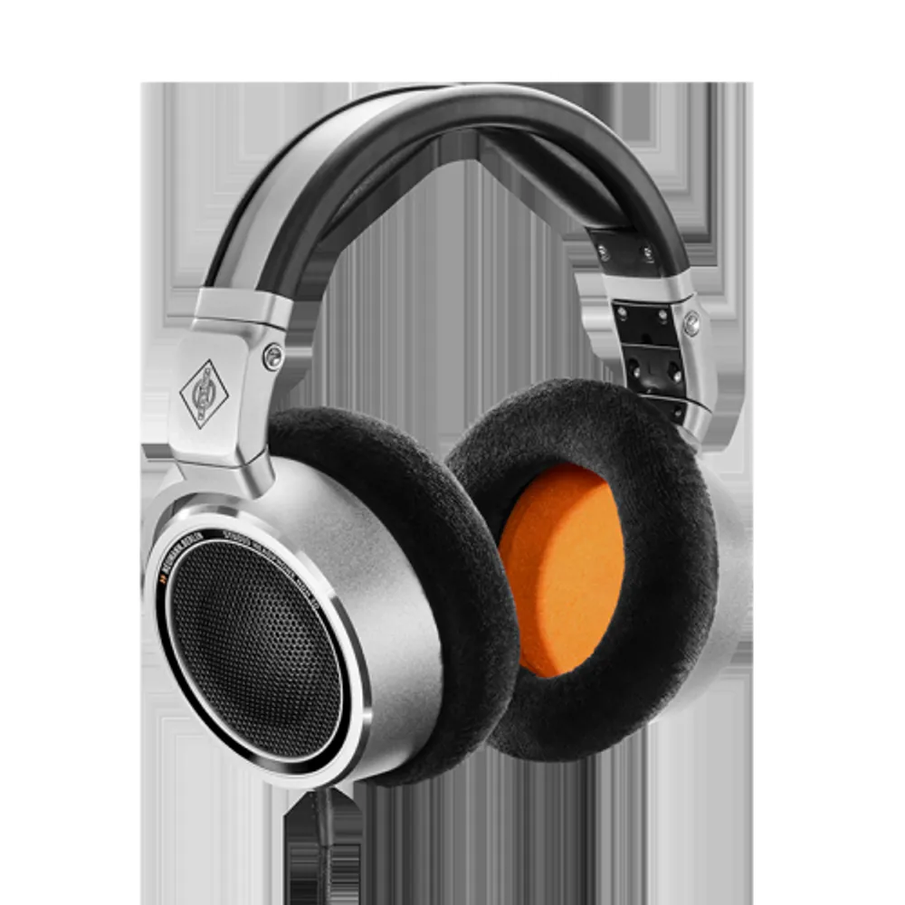 Reference class outlet headphones