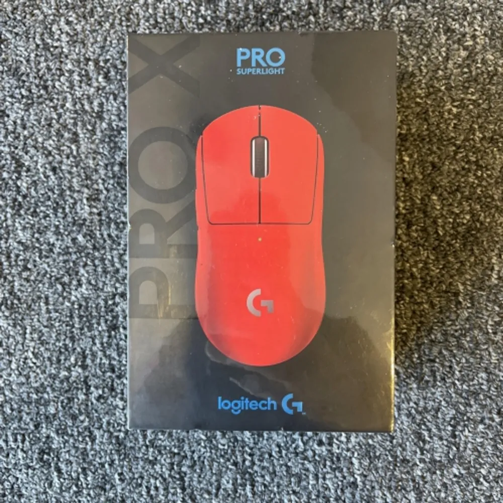 Logitech G Pro X Superlight 25600 DPI Wireless HERO Optical Gaming